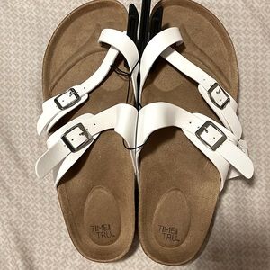 Brand New Time and True sandal, size 11 Women’s